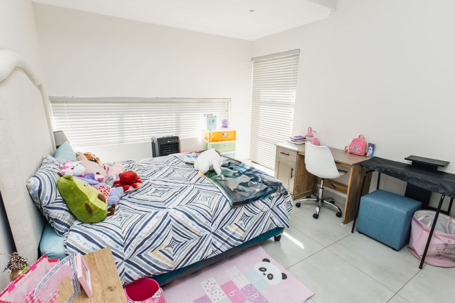 4 Bedroom Property for Sale in Woodland Hills Bergendal Free State